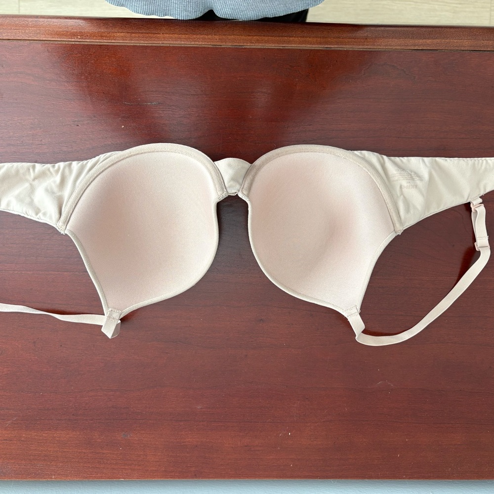 Skims nude fits everybody t-shirt bra